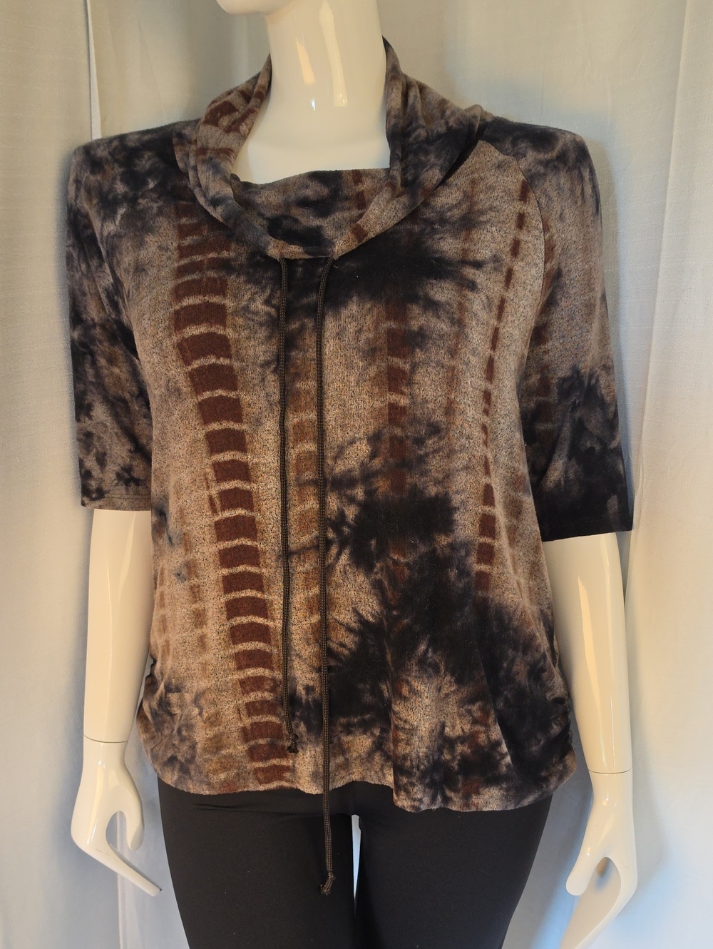 Coin 1804 Los Angeles Soft Brown and Black Funnel Neck Pullover Top Size XL